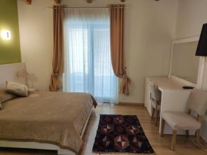 Letto o letti in una camera di Hotel & Restaurant White City