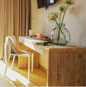 Μια τηλεόραση ή/και κέντρο ψυχαγωγίας στο Hotel El Teular