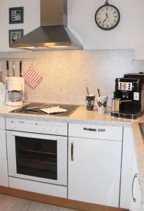 Cucina o angolo cottura di Ferienwohnung Strandfee, App 01 in ruhiger strandnaher Lage