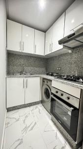Dapur atau dapur kecil di Appartement BMK N-1 +2 gambar