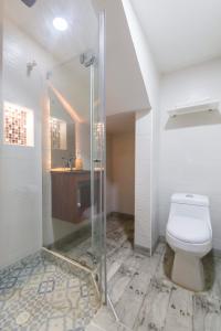 Ένα μπάνιο στο Hotel Casa Botero 104