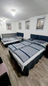 Posteľ alebo postele v izbe v ubytovaní Basilica Centrum Apartment Budapest