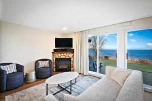 صورة لـ Kingfisher Pacific Resort & Spa في كورتيناي +52 صورة