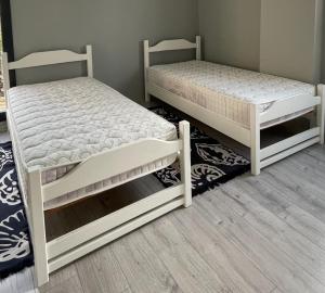 Postel nebo postele na pokoji v ubytování Personal Terrace Floor - Villa in Kuşadası