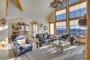 Gallery image of Edwards Home in Cordillera Hot Tub, Mountain View in Edwards