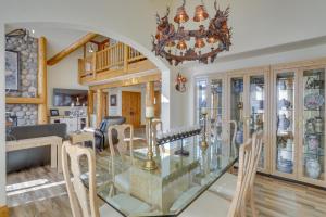 Gallery image of Edwards Home in Cordillera Hot Tub, Mountain View in Edwards