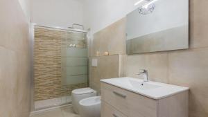 Koupelna v ubytování Porta Nuova - Centro Elegante Suite con Wi-Fi + 22 fotografií
