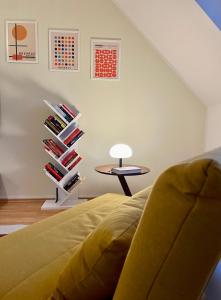 מיטה או מיטות בחדר ב-FamilienTraum-Küche-WaschTrockner-PlayStation-NETFLIX-WIFI