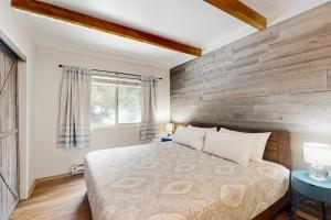 Afbeelding uit fotogalerij van Whispering Trees in Fish Camp +9 foto's