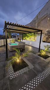 Bassein majutusasutuses Monina Bungalow või selle lähedal