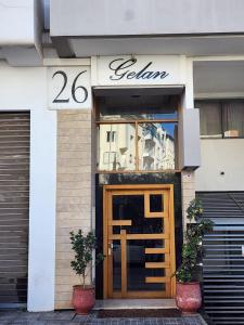 Exteriér nebo vchod ubytování The Twenty-Six Palmier by IB Signature - Design 1Bedroom Apt with Wifi, Parking, Self check-in, 24 x7 Security - City View with terrace - Walk to Cafes! City Centre, Tram
