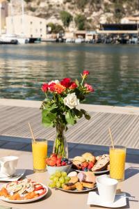 Gallery image of Best Western Hotel du Roy d'Aragon in Bonifacio