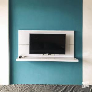 TV a/nebo společenská místnost v ubytování Gateway Pasteur Apartment by Secret Rooms