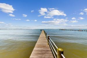Gallery image of White Oak in Morehead City
