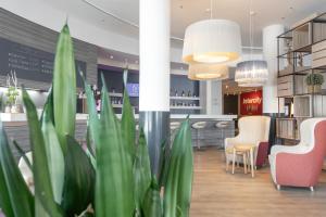 Küche/Küchenzeile in der Unterkunft IntercityHotel Kiel