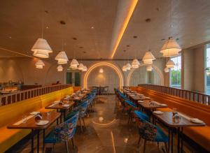 ナーシクにあるPalm Springs Resortのギャラリーの写真