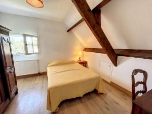 Posteľ alebo postele v izbe v ubytovaní Maison avec Terrasse à 100m de la Plage, Jardin Clos, 3 Chambres, Proche Mont Saint-Michel - FR-1-361-457