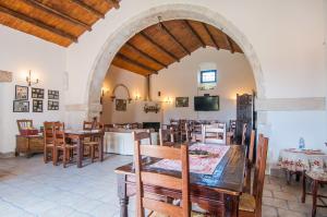 TV a/nebo společenská místnost v ubytování Agriturismo Case Don Ignazio