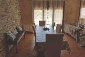 A seating area at Casa Bellavista con piscina en Caldes Costa Brava