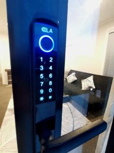 Stylish Private Guest House Ensuite Only客房内的一张或多张床位