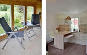 een keuken en een eetkamer met een tafel bij Nice Home In Rheinsberg Ot Warenthi With Sauna in Warenthin