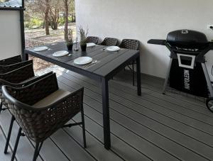 Φωτογραφία από το άλμπουμ του OreMore - Premium mobile home - Oaza Mira Camping, Drage σε Drage +30 φωτογραφίες
