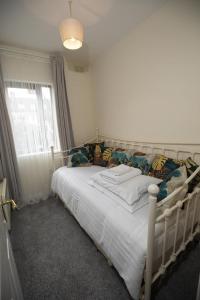 Postel nebo postele na pokoji v ubytování GuestReady - Beautiful Apartment in Dublin 4