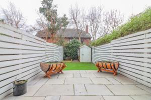 Zahrada ubytování GuestReady - Coastal Charm near Sandymount Beach