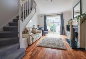 Posezení v ubytování GuestReady - Coastal Charm near Sandymount Beach