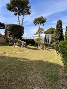 Zahrada ubytování Villa Portitxol en Moraira