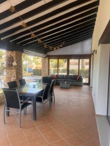 Posezení v ubytování Villa Portitxol en Moraira