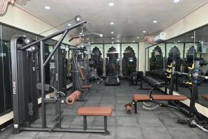 Fitness centrum a/nebo fitness zařízení v ubytování Umaid Haveli-A Heritage Style Hotel & Resort