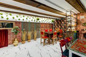 提弗里斯精品酒店餐厅或其他用餐的地方