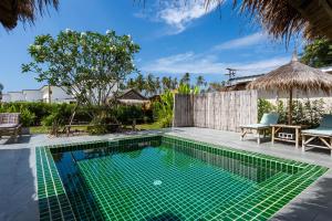 Bazén v ubytování Manao Seaview Pool Villa 18 - 3 Mins Walk To The Beach nebo v jeho okolí