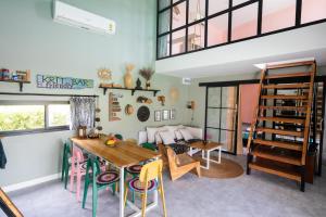 Χώρος καθιστικού στο Manao Seaview Pool Villa 18 - 3 Mins Walk To The Beach