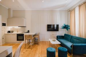 Kuchyň nebo kuchyňský kout v ubytování Mantzarou Suites by Corfu Collection