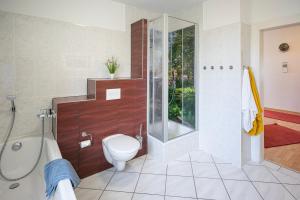 Et badeværelse på Appartement am Westerntor II + 29 billeder