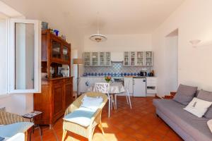 Kuchyň nebo kuchyňský kout v ubytování L'aiguade - Cassis + 13 fotografií