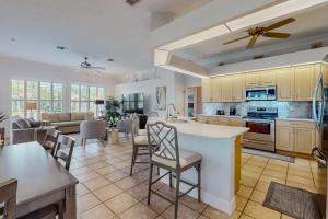 Kuchyň nebo kuchyňský kout v ubytování Endless Summer