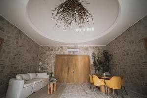 Posezení v ubytování Chozos Resort + 37 fotografií