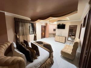 Телевизор и/или развлекательный центр в Hotel Mary Carmen