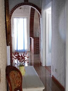 Ruang duduk di Blu Angel