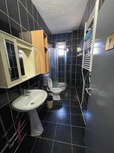 Vannituba majutusasutuses NEWBORN comfort HOSTEL the biggest hostel of town with best location