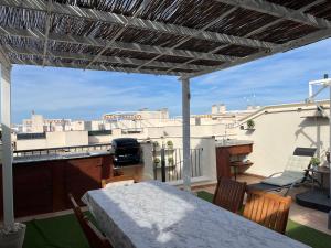 Fotografia z galérie ubytovania PLAYA ALMENARA ATICO DUPLEX VISTAS AL MAR Y MONTAÑA WIFI,PISCINA a v destinácii Almenara
