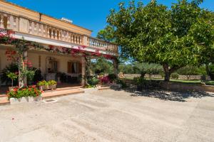 Zahrada ubytování Villa Darder , Sa garriga