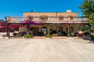 Zahrada ubytování Villa Darder , Sa garriga