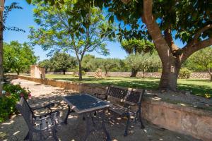 Zahrada ubytování Villa Darder , Sa garriga