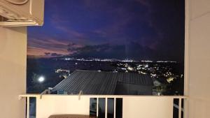 Uma varanda ou terraço em Sweet Crépuscule - Studio avec Vue Mer Imprenable & Piscine