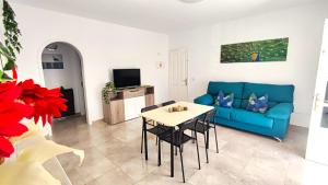 TV/trung tâm giải trí tại Apartamento El Bomboncito, a un tiro de la playa!