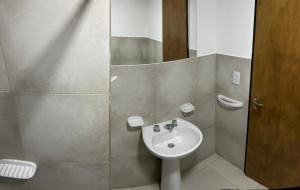 Et badeværelse på Apartments Trelew